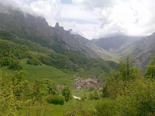 Treselcorral Hotel Sotres Buitenkant foto