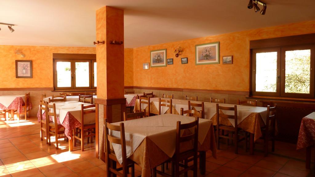 Treselcorral Hotel Sotres Buitenkant foto