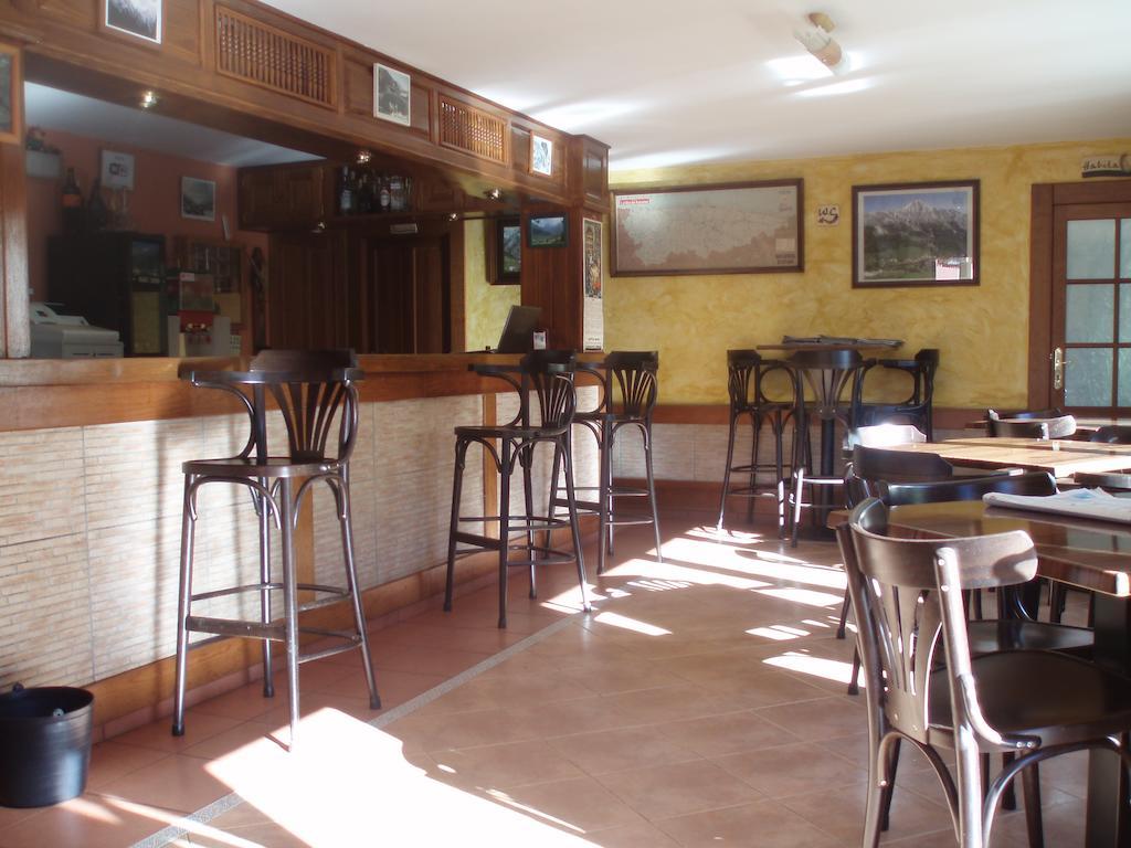 Treselcorral Hotel Sotres Buitenkant foto